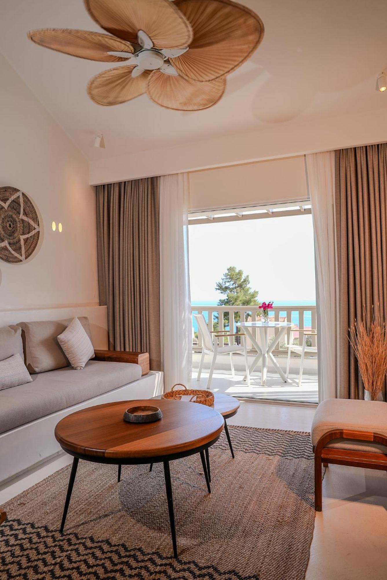 Pilos Suites Turunç Exterior foto